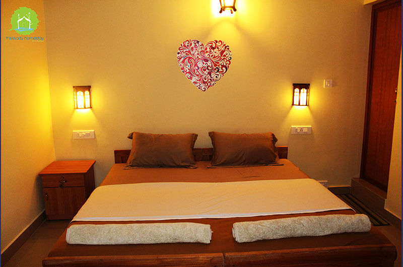 Thekkady Homestay-Double Deluxe Room1