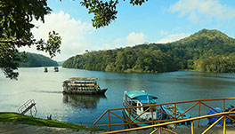 Thekkady Homestay-Lake View